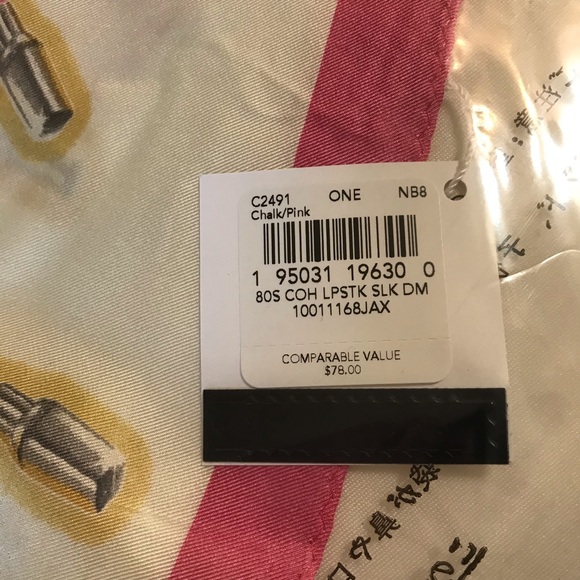 ❤️ 👄 Coach LIPSTICK PRINT SILK DIAMOND SCARF - Picture 9 of 9